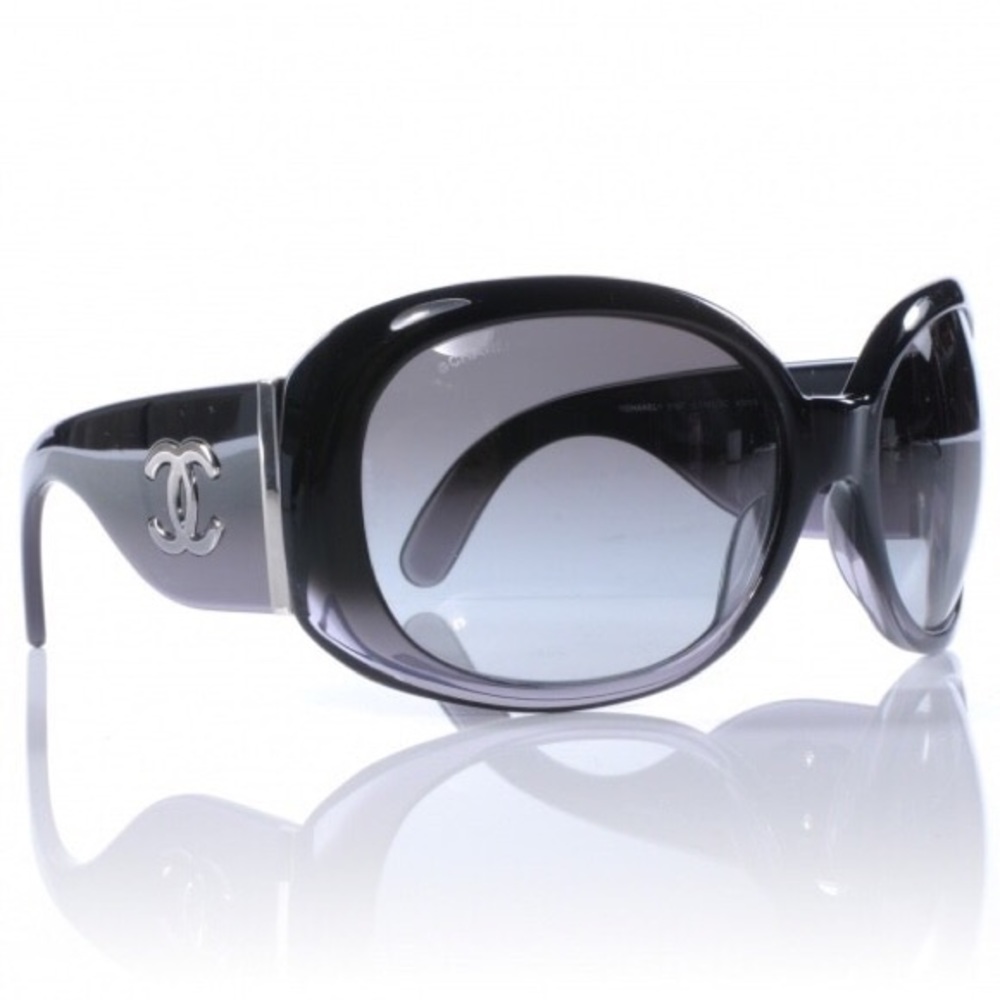 CHANEL OMBRÉ SUNGLASSES 🕶🖤